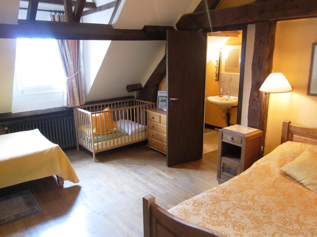 Bed and Breakfast La Croix du Reh à Châteauneuf-la-Forêt Chambre photo