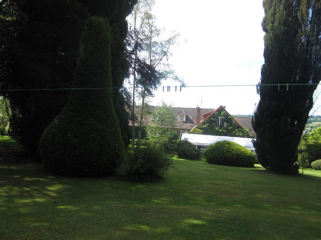 Bed and Breakfast La Croix du Reh à Châteauneuf-la-Forêt Extérieur photo