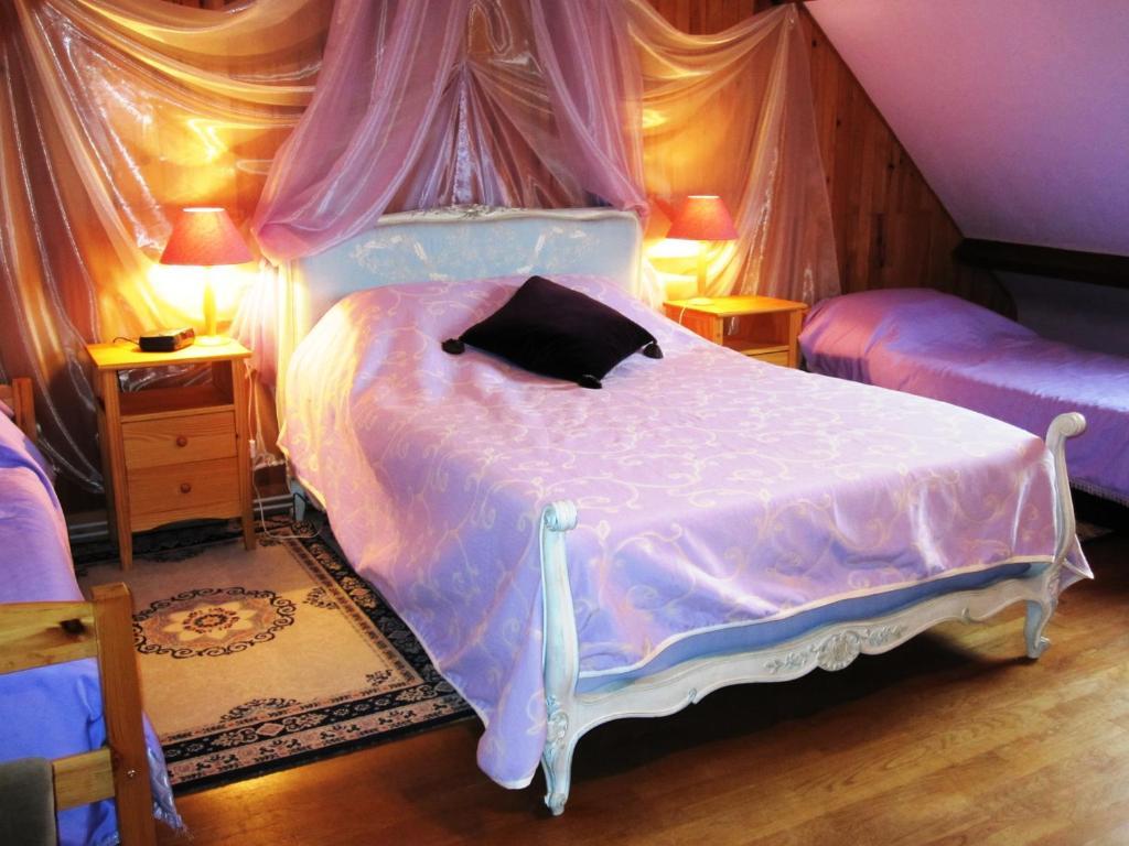 Bed and Breakfast La Croix du Reh à Châteauneuf-la-Forêt Chambre photo