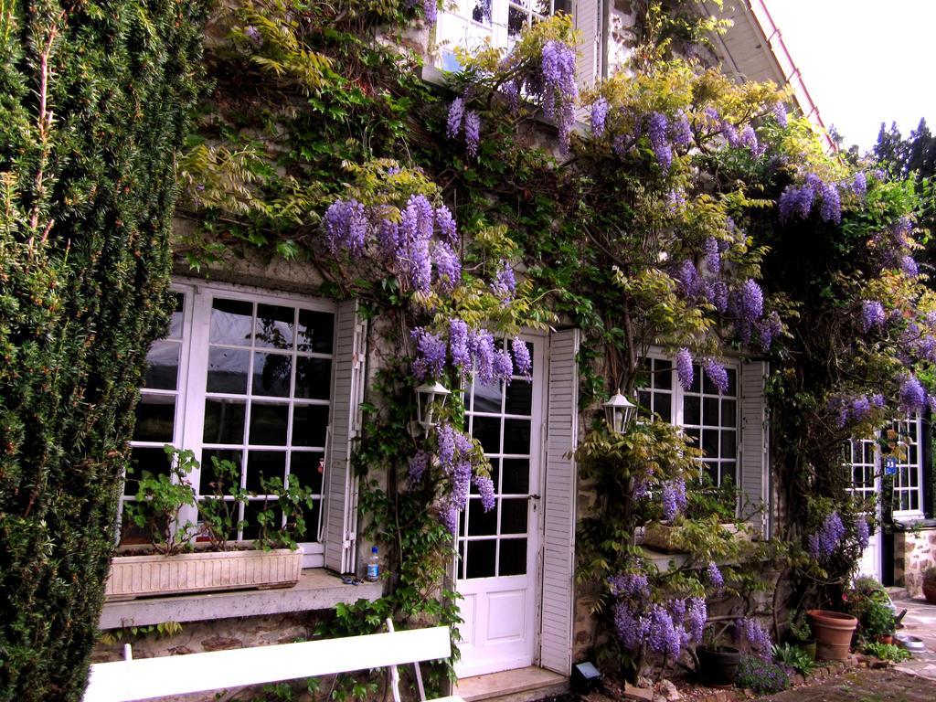 Bed and Breakfast La Croix du Reh à Châteauneuf-la-Forêt Extérieur photo