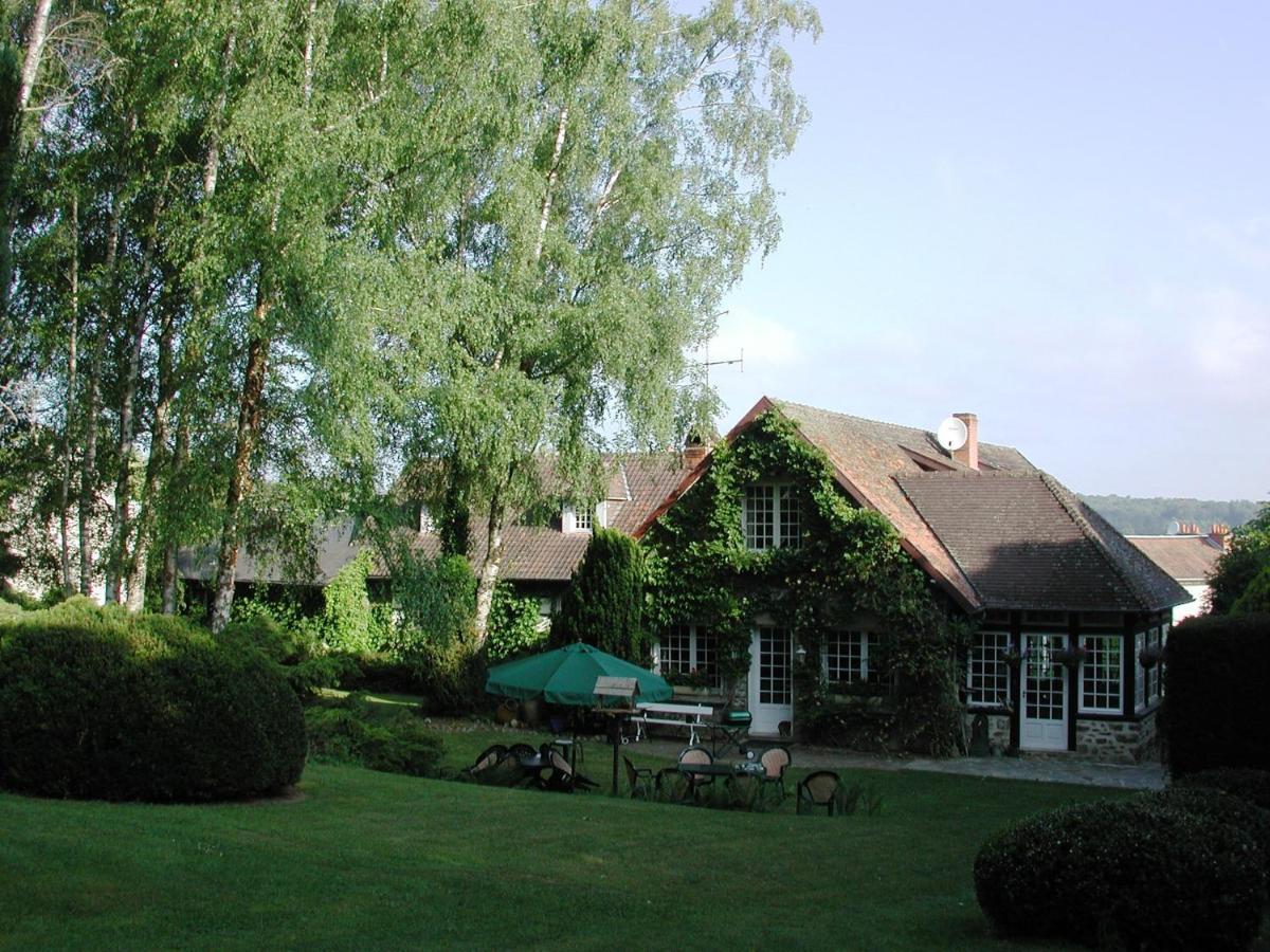 Bed and Breakfast La Croix du Reh à Châteauneuf-la-Forêt Extérieur photo